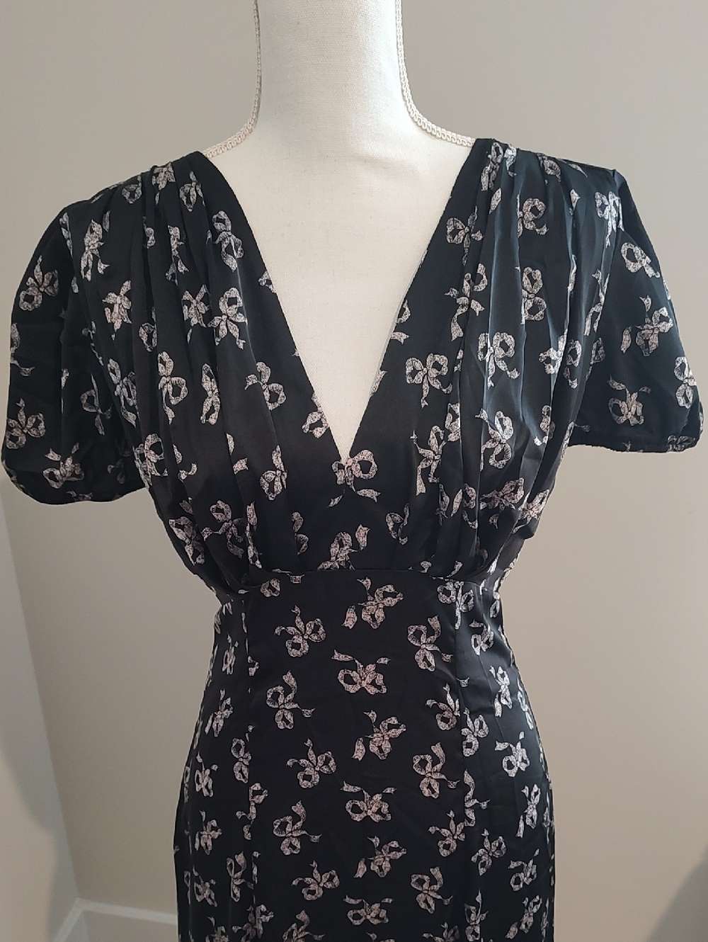 Black Novelty Bow Retro Style Slip Dress Gothic Punk Sexy Elegant Dark whimsical - Picture 2 of 10